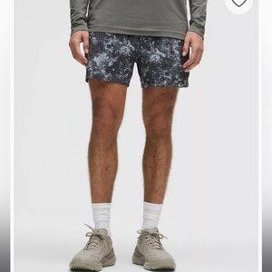 Lululemon Linerless 5" Shorts